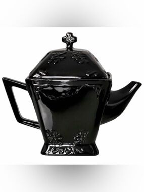 Killstar Teapot 28 oz Kitsu Ceramic Black